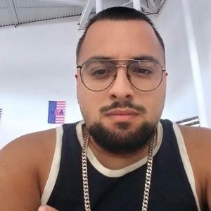 Meet your Posher, Adrian